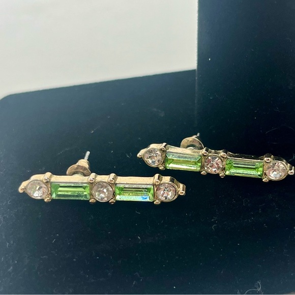 Vintage Rhinestone Bar Earrings – Green & Clear Crystal, Gold Tone - Picture 5 of 7
